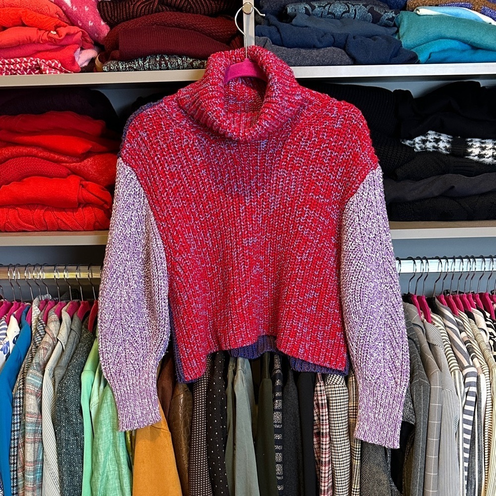 Topshop purple/red long sleeve turtleneck sweater size 8